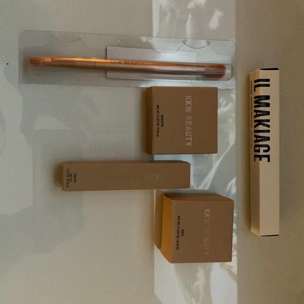 KKW conceal bake brighten BRAND NEW!